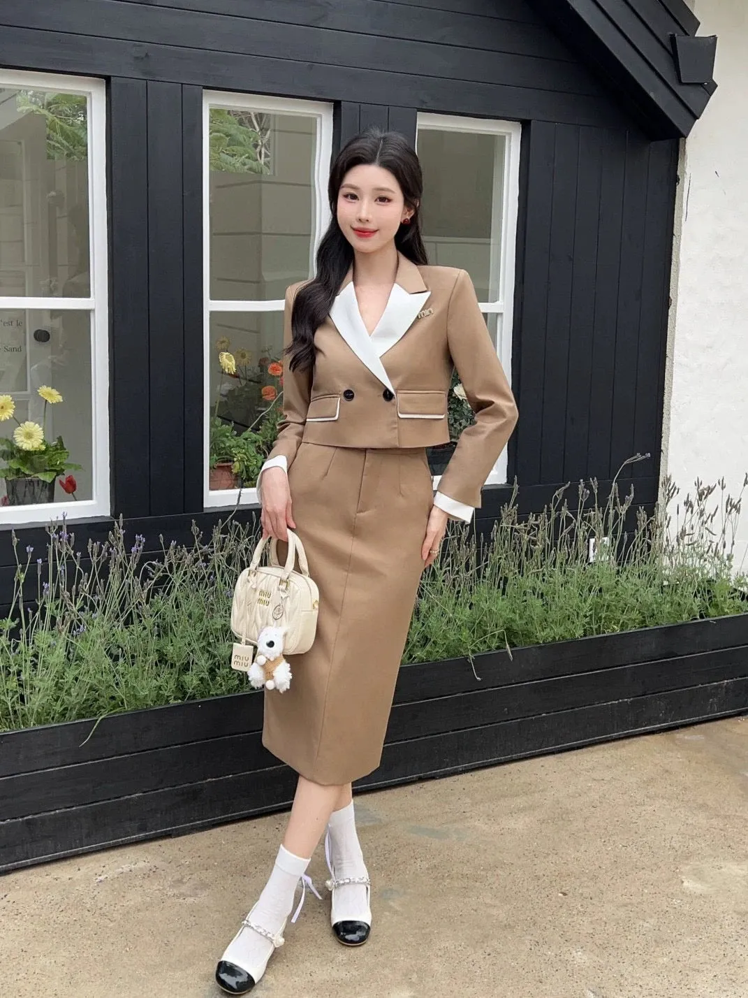 2024 new style small fragrant suit for women, high-end and elegant, socialite suit jacket, skirt, two-piece set Nanyou