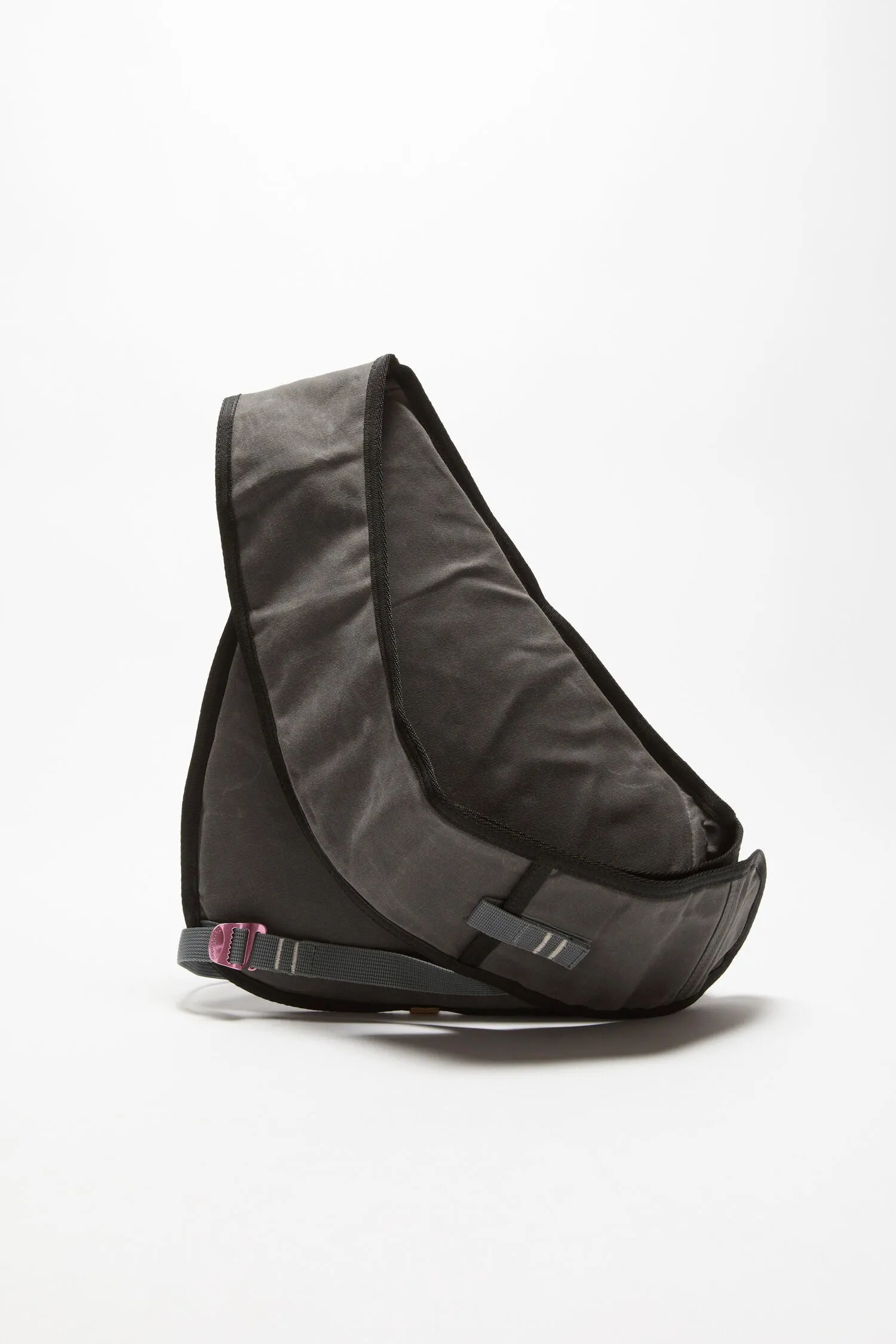 Acne Studios   SLING BACKPACK IN GREY/BLACK, SS24