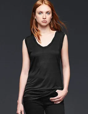 GAP Women Black Twist Tank