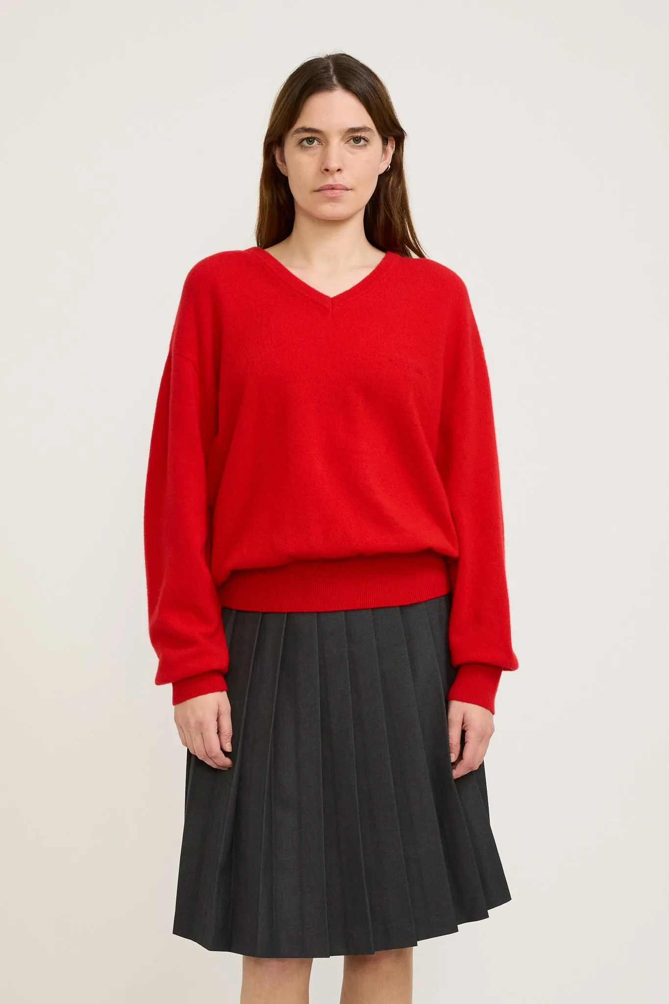 Haig V-Neck Pullover Red