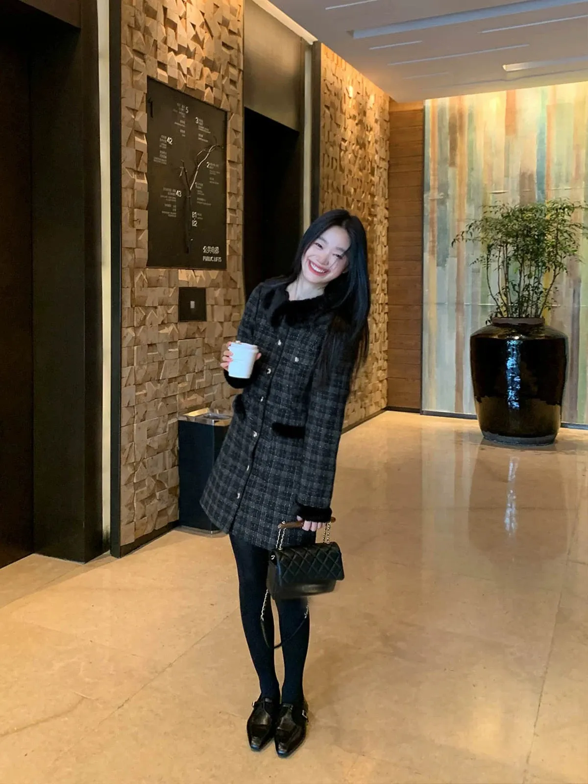 Hello Canon Xiaoxiangfeng contrast color fur collar dress women's autumn and winter new slim slim jacket mid-length skirt