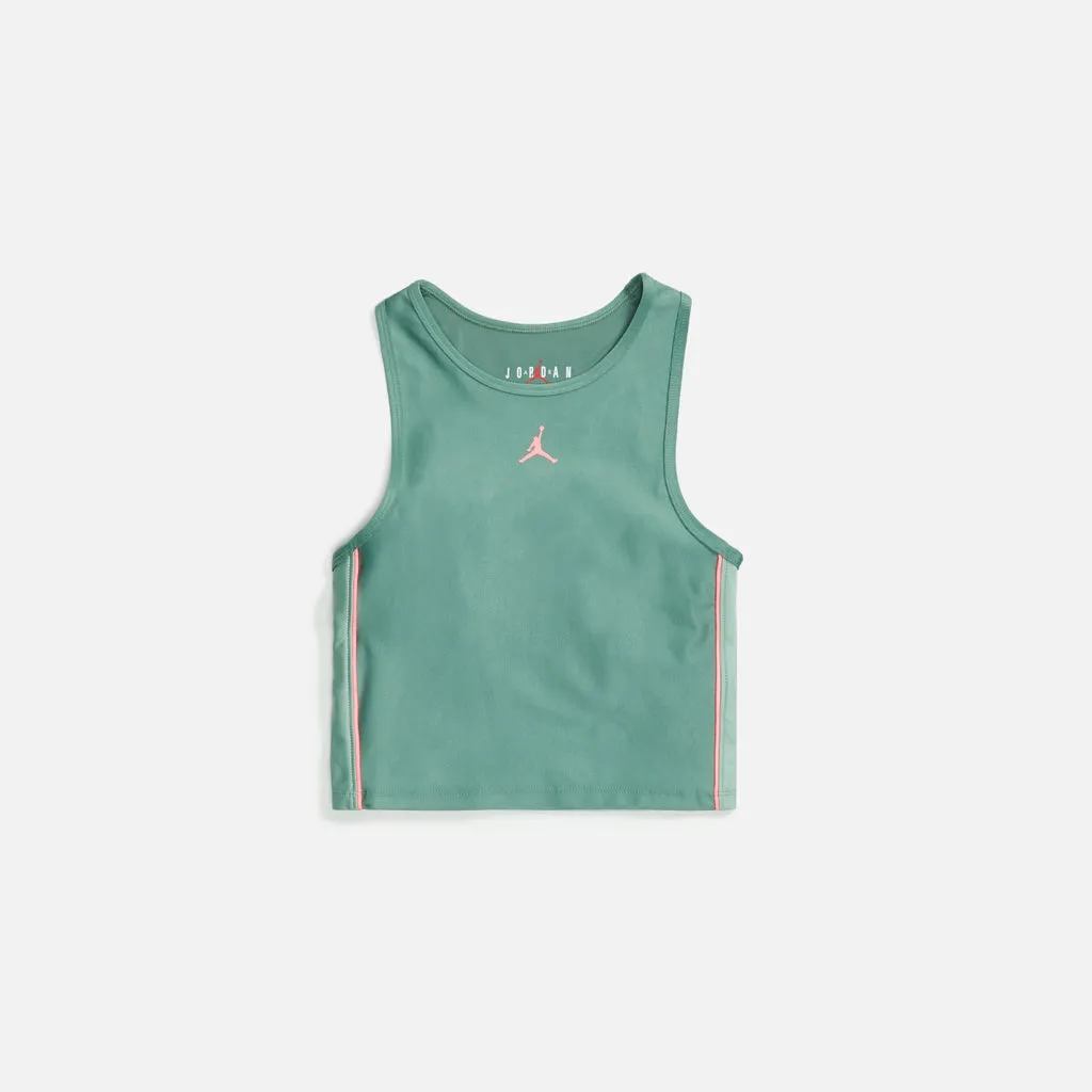 Jordan    nike air  wmns essential crop top