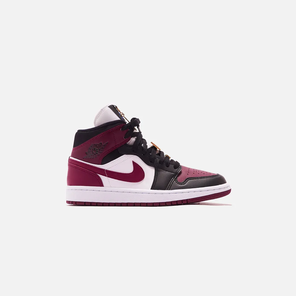 Jordan    nike wmns air  1 mid se