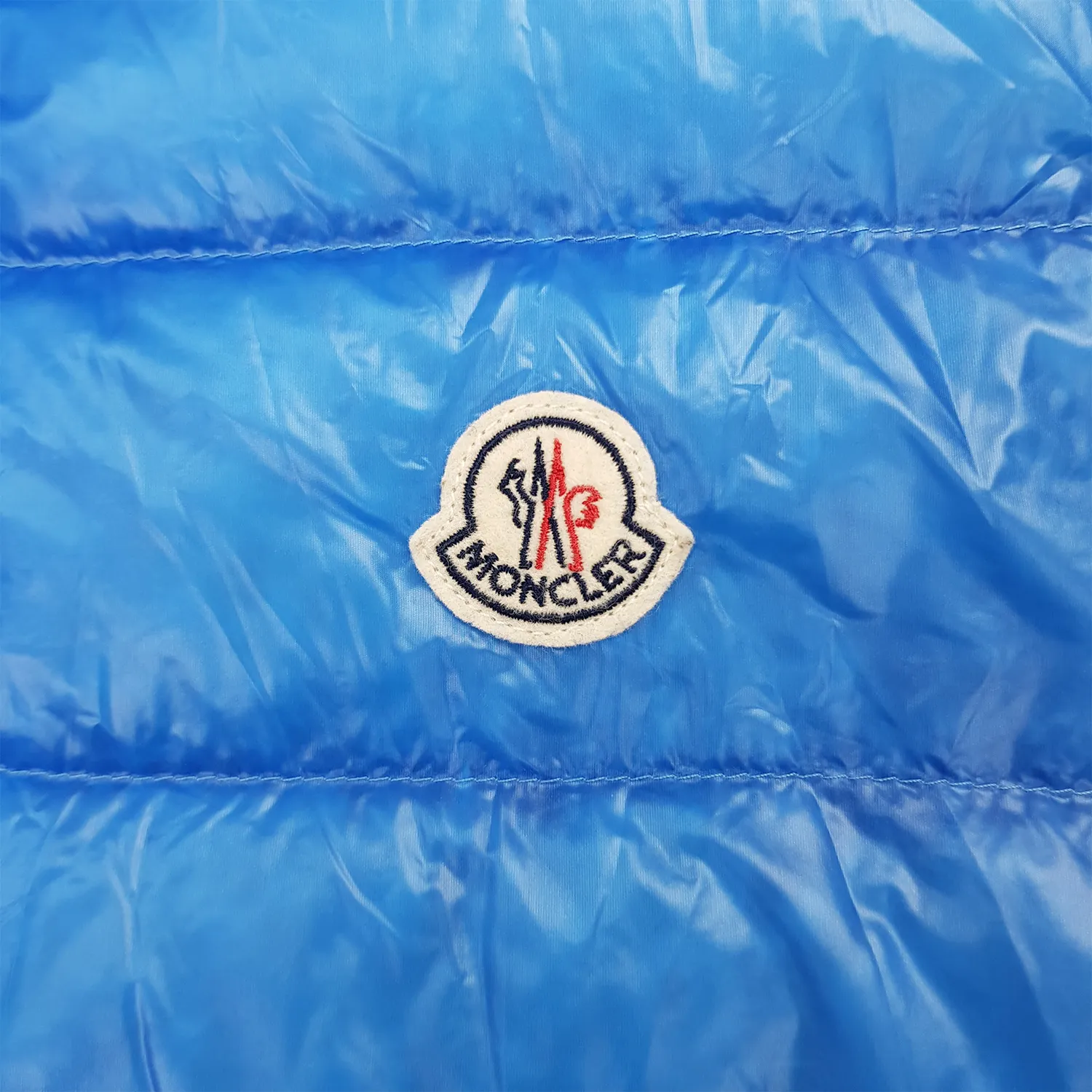 Moncler GUI Gilet - Authenticated Luxury Designer