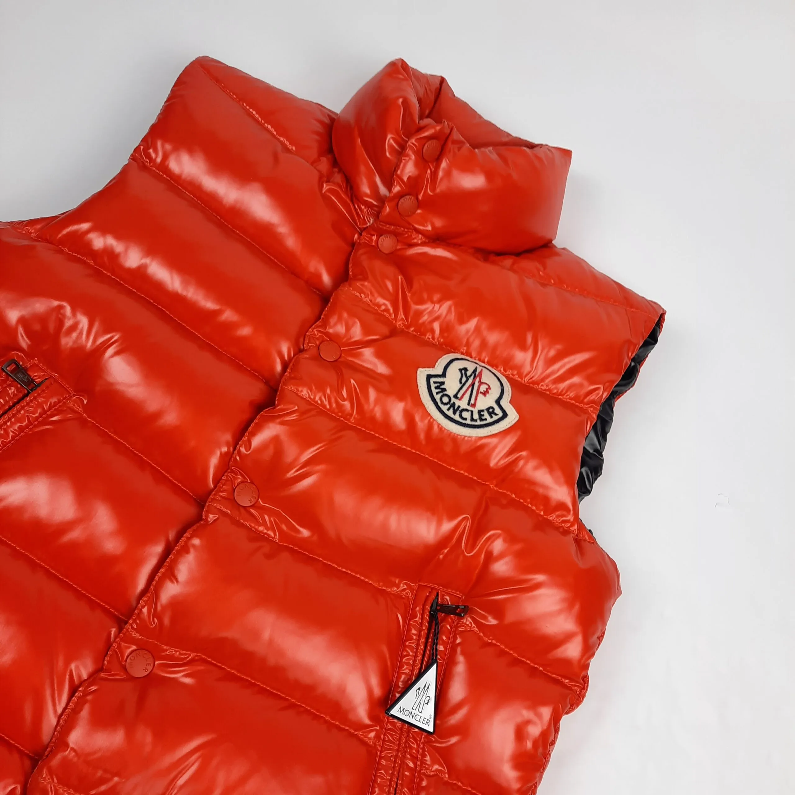 Moncler Tibet - Authentic Luxury Designer