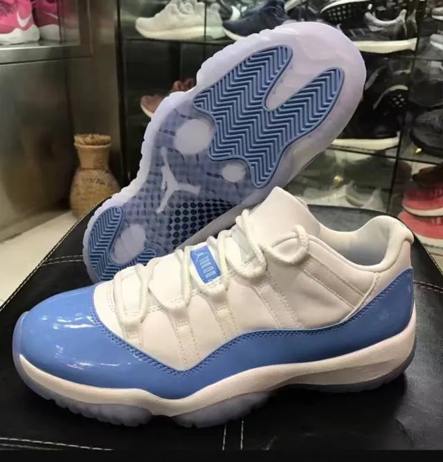 Nike Air Jordan Retro 11 Low UNC