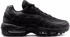 Nike Air Max 95 Essential Triple Black sneakers