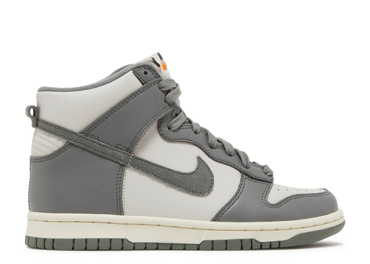 Nike Dunk High SE GS Two Tone Grey (Wilmington Location)