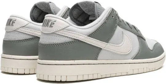 Nike Dunk Low Retro PRM 