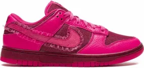 Nike Dunk Low Valentine s Day sneakers Pink