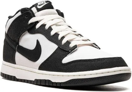 Nike Dunk Mid 