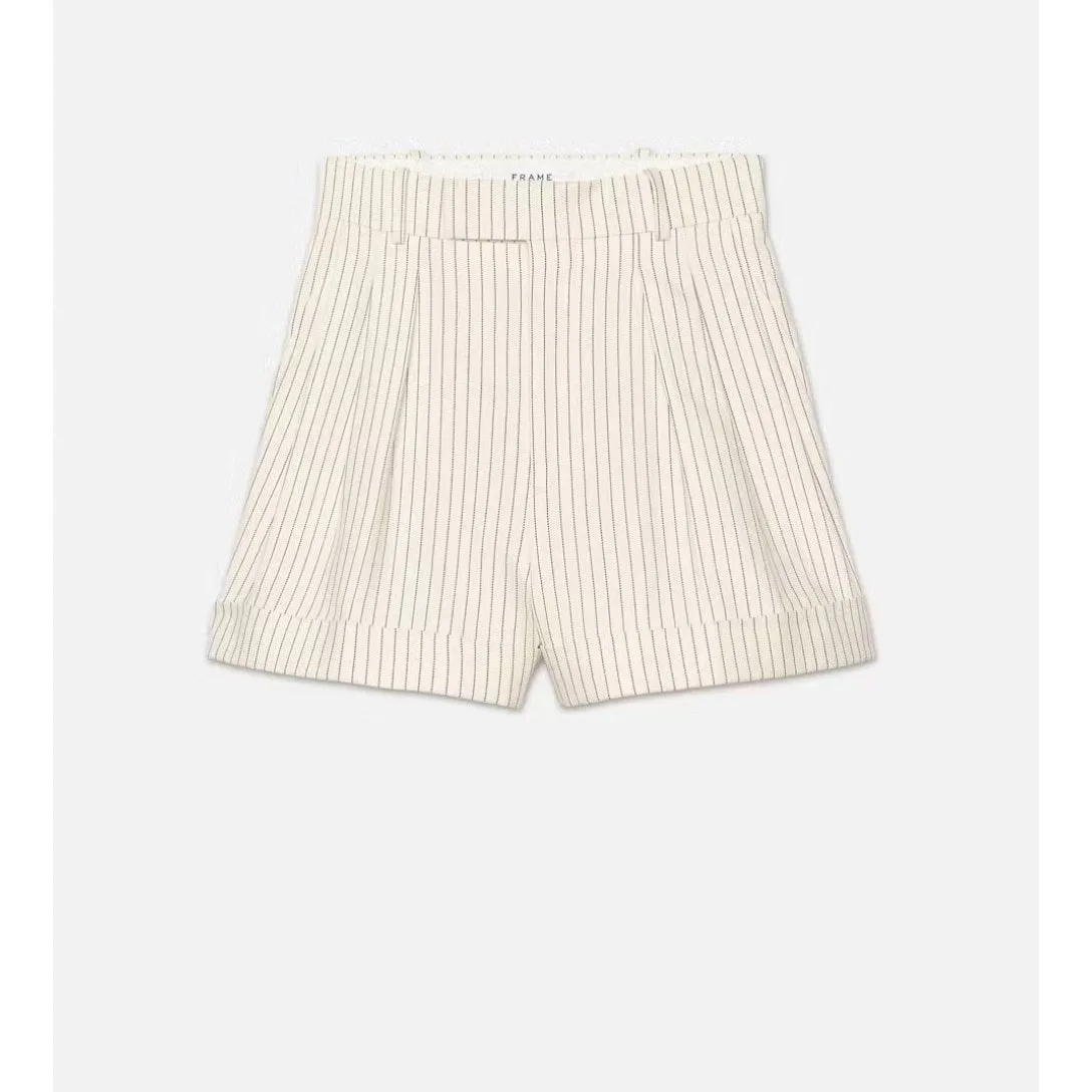 Pleated Wide Cuff Short