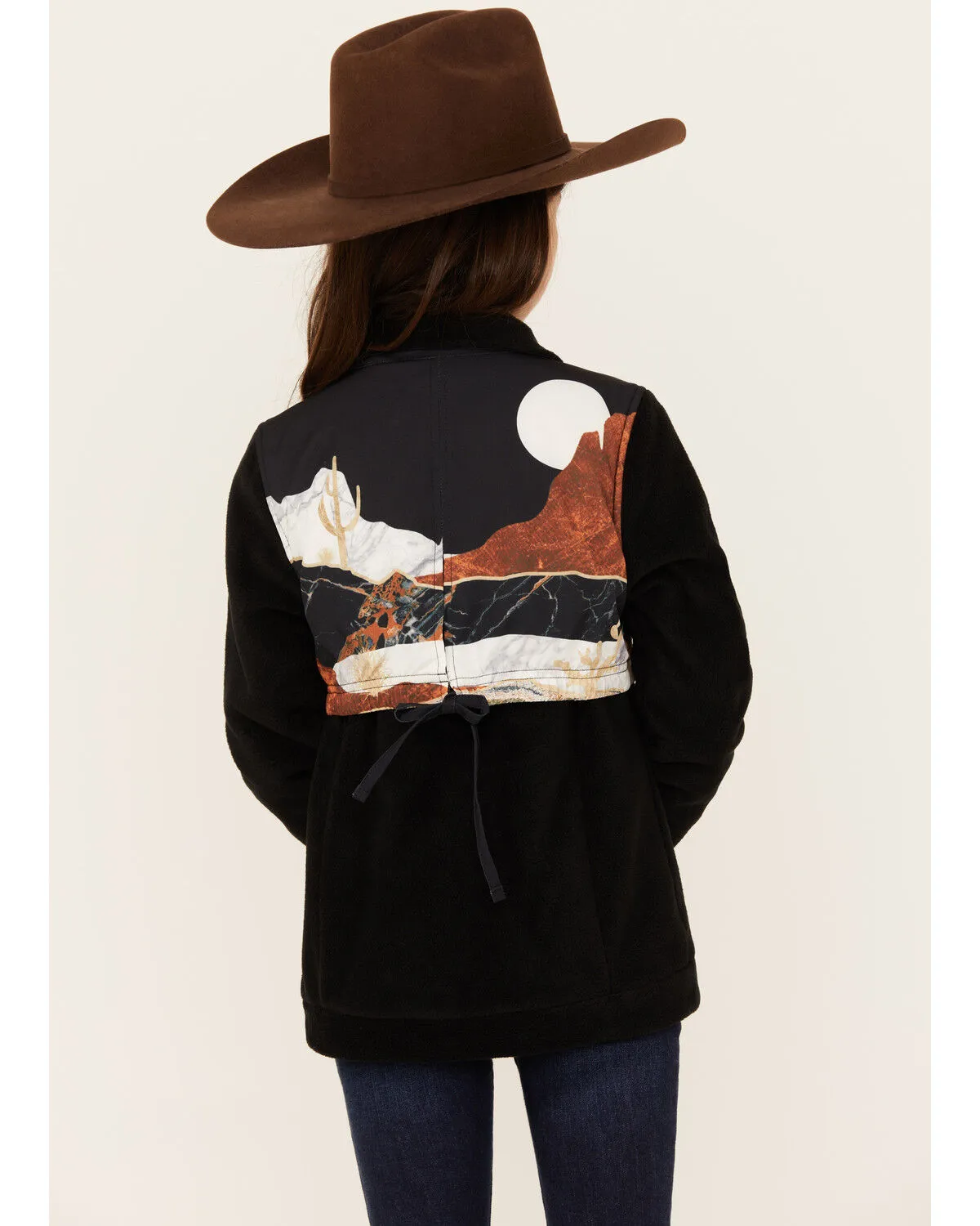 Product Name:  Hooey Girls' Scenic Print Softshell Jacket