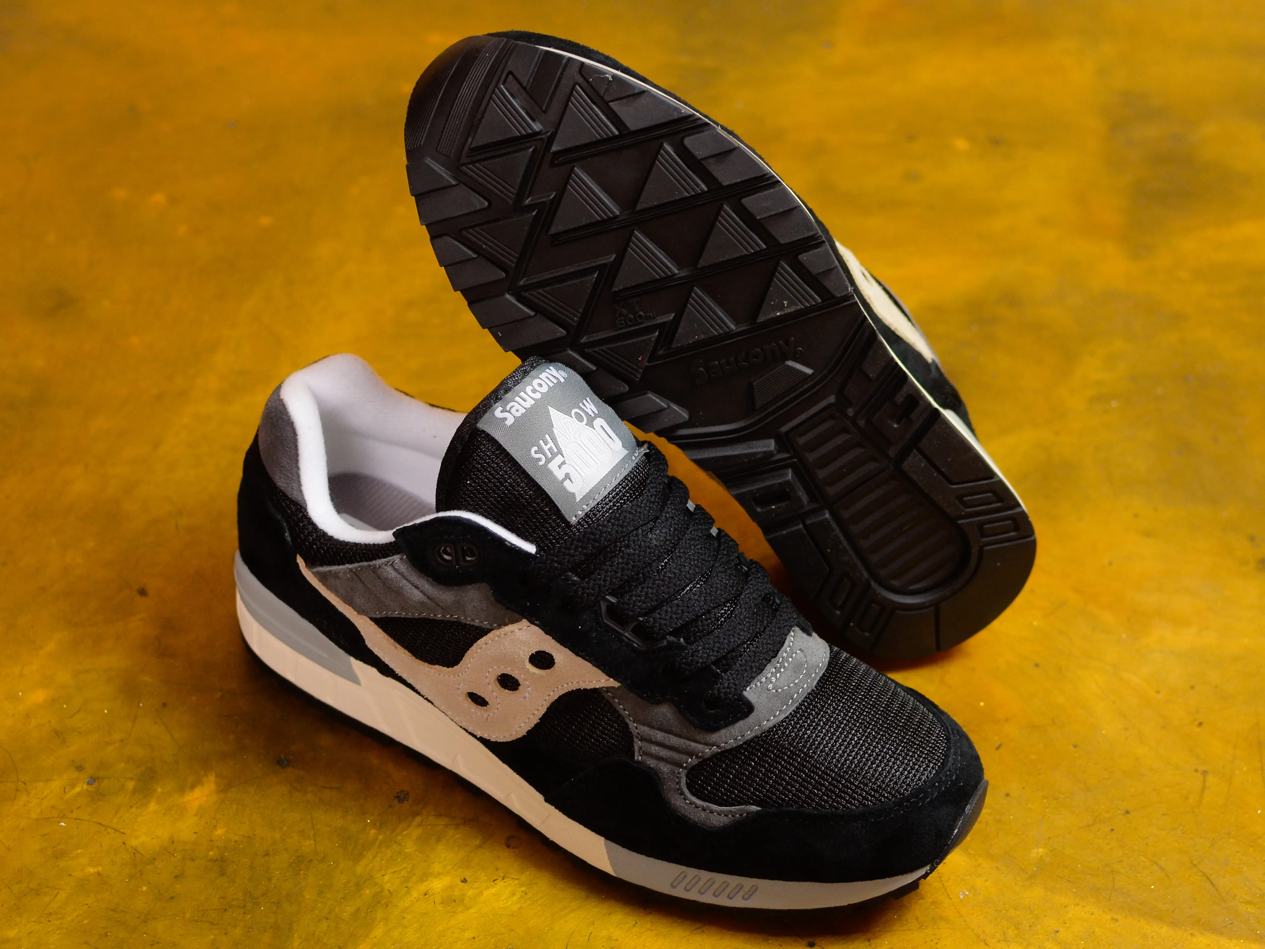 Saucony Shadow 5000 - Black