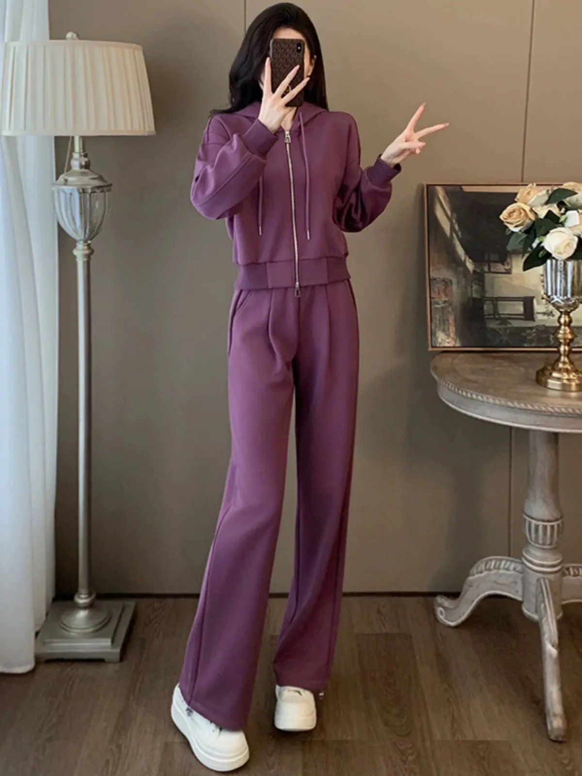 Small taller casual sports suit for women, new autumn fashion, age-reducing hooded jacket, wide-leg pants two-piece set